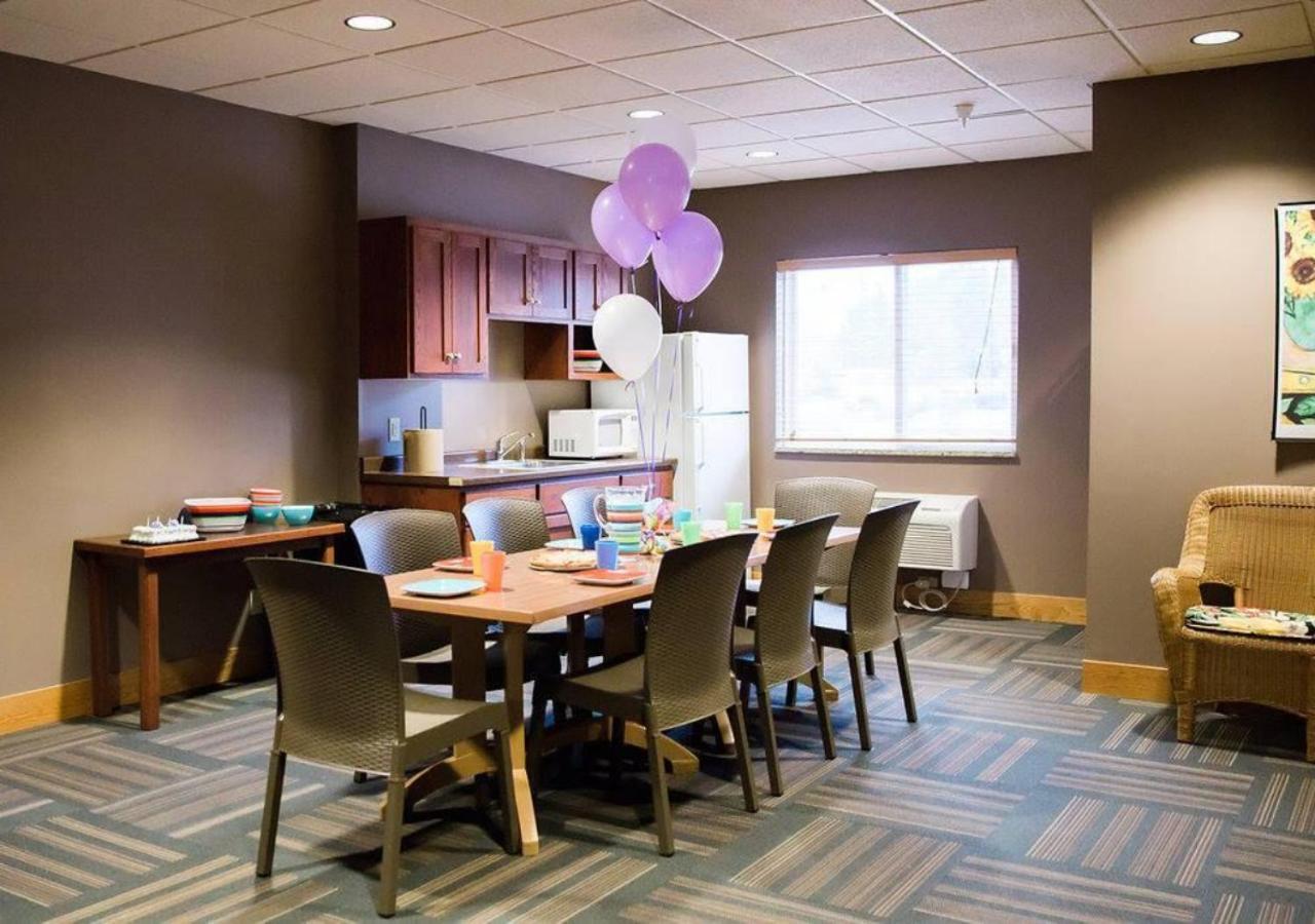Timberlake Lodge Grand Rapids Bagian luar foto