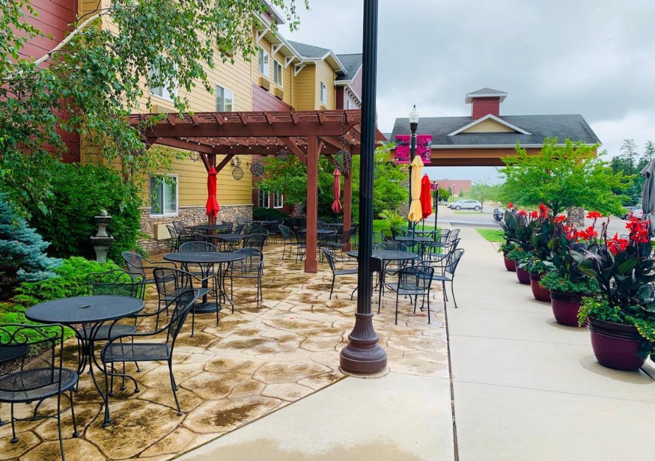 Timberlake Lodge Grand Rapids Bagian luar foto