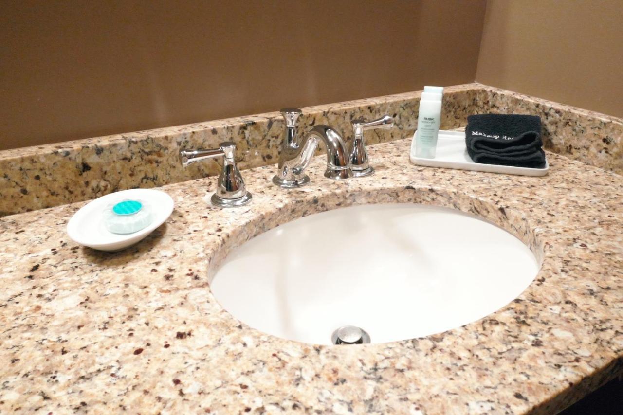 Timberlake Lodge Grand Rapids Bagian luar foto