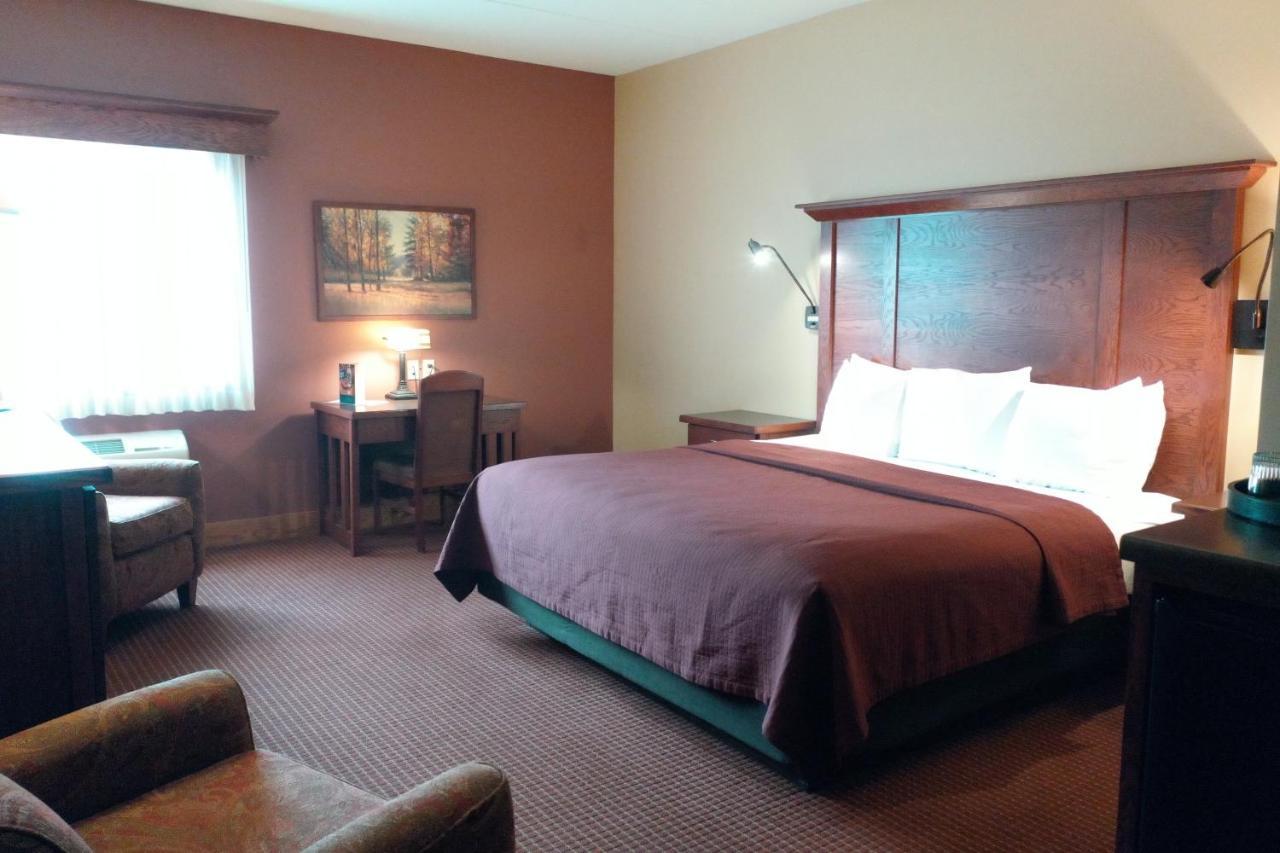 Timberlake Lodge Grand Rapids Bagian luar foto